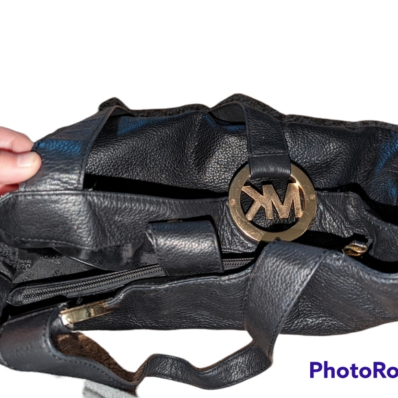 Genuine Michael Kors Leather Bag - Picture 2 of 3